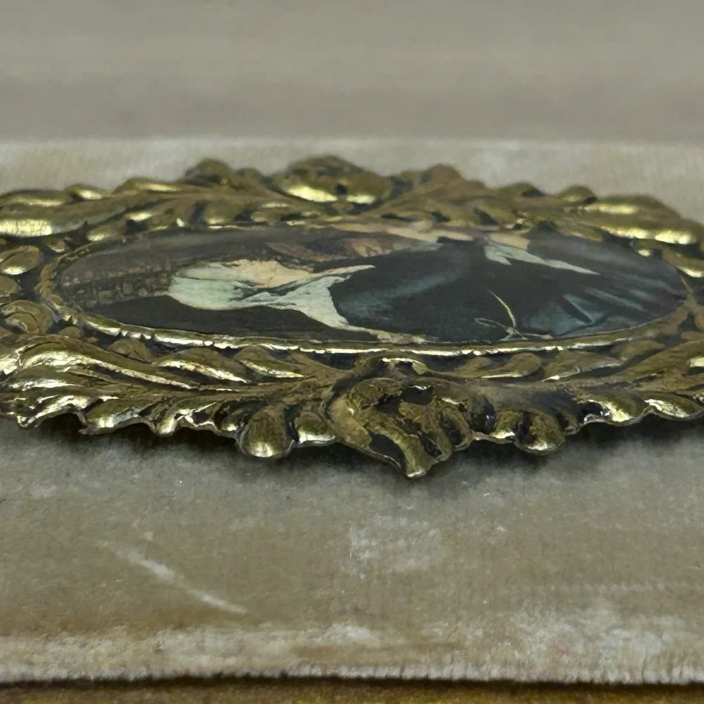 cameo woman child